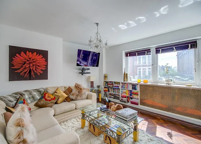 Apartment In Knightsbridge Overlooking Harrods