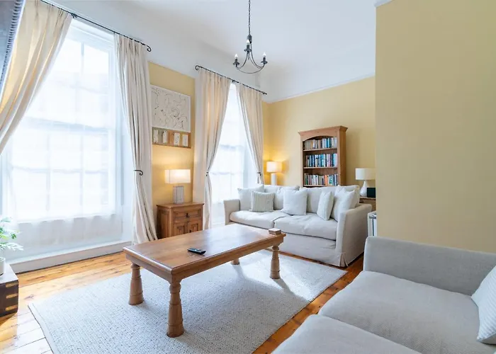 Lovely Pimlico Home