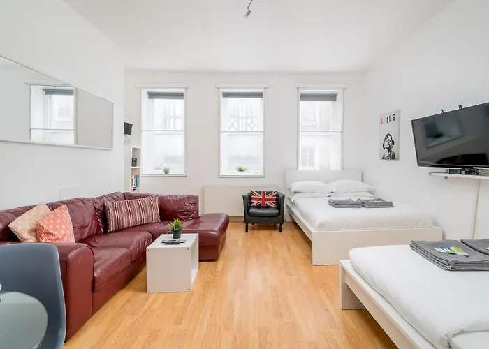 Soho Apartment Sleeps 4, Covent Garden & Leicester Square