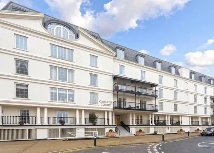 Chelsea Harbour