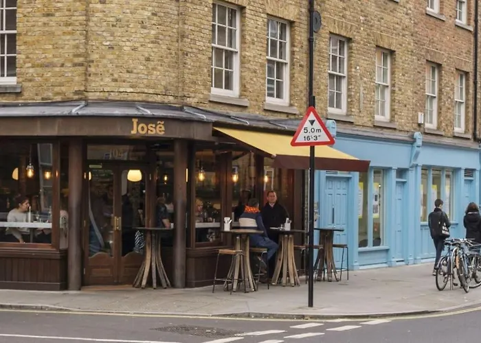 Luxury 2 Bedroom 2 Bathroom Apartment -Borough Market/ London Bridge