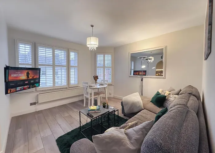Bright & Cosy Flat - Perfect For Visiting London