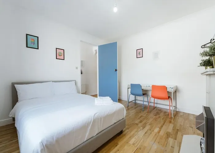 Great Rooms In Stepney Green Station - 12