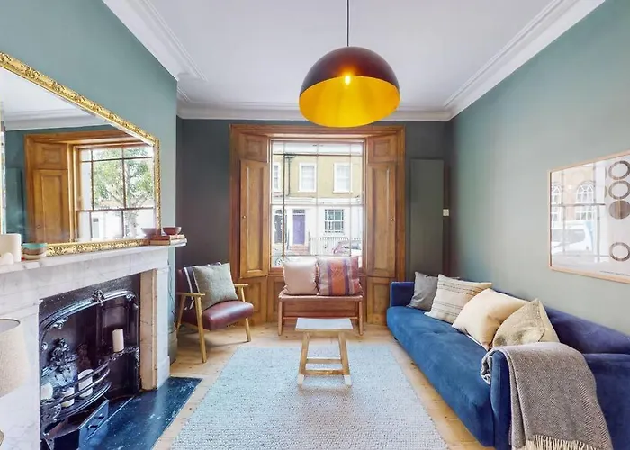 Whimsical 4 Bedroom House In Elephant And Castle