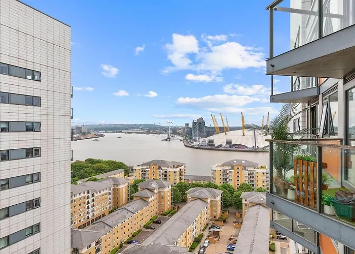 Lovely & Cosy 2 Beds London Skyline View