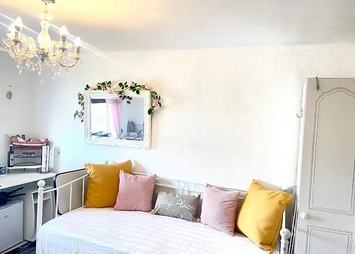 Happy Place With Kitchenette- Female Only