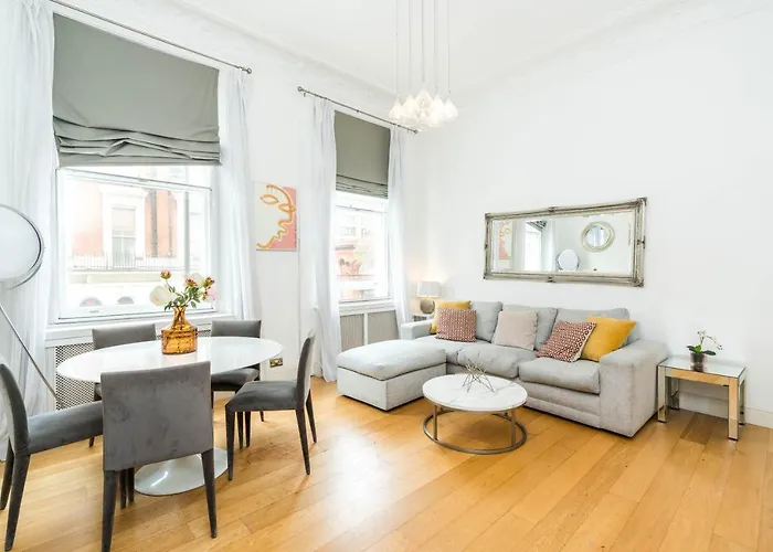 Spacious 2 Bedroom / Gloucester Road / Kensington