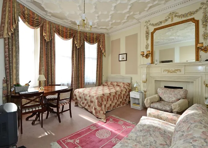 La Suite South