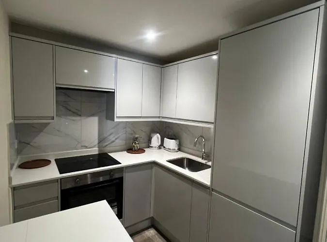 Flat In London