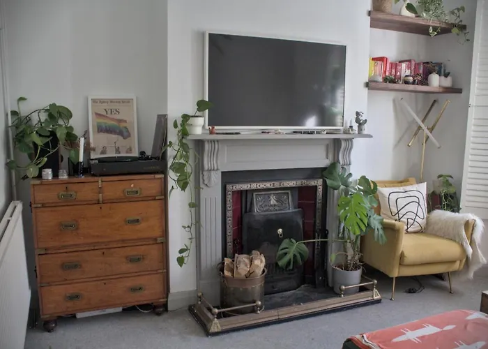 The Rose Terrace - 2Bd Home Kentish Town