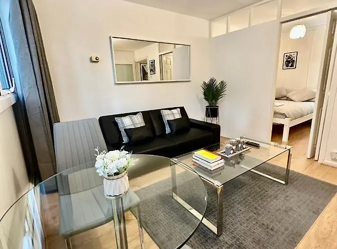 Cosy Central London Apartment