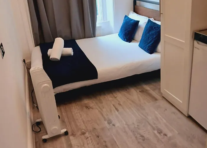 Compact Studio For 2 Near Paddington-F13