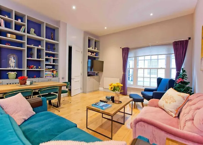 3 Bedroom Modern Townhouse
