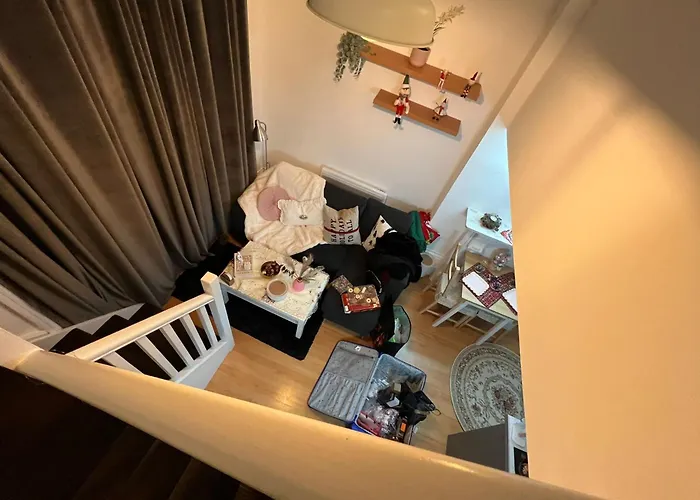 Flat In The Center Of London 8