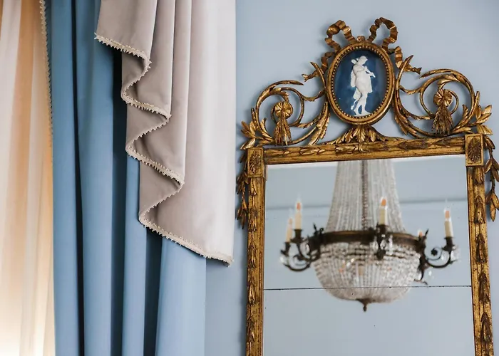 Henrys Townhouse Marylebone, London