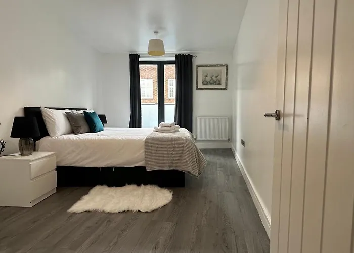 1 Bedroom Flat In Elephant And Castle Zone 1 London