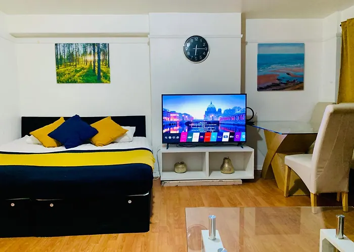 London Stratford 4 Bedrooms Apartment
