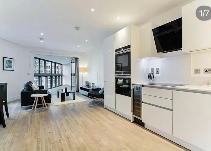 Lux 2 Bdr Apartment In Eastend Near Aldgate East Station