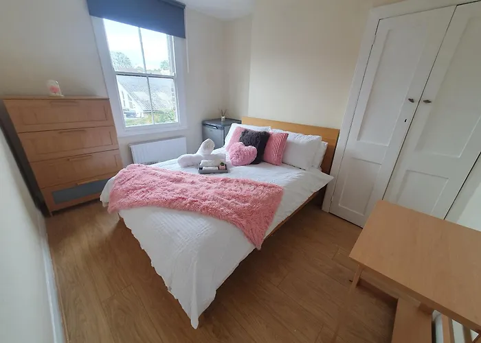 Comfy Bedroom D