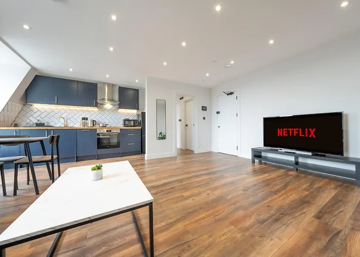 8 - West London Brand New Loft