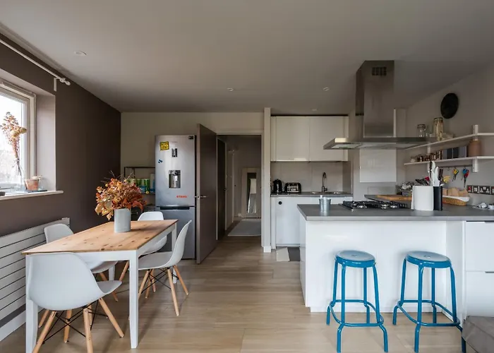 Guestready - Cosy Home In Vibrant Angel