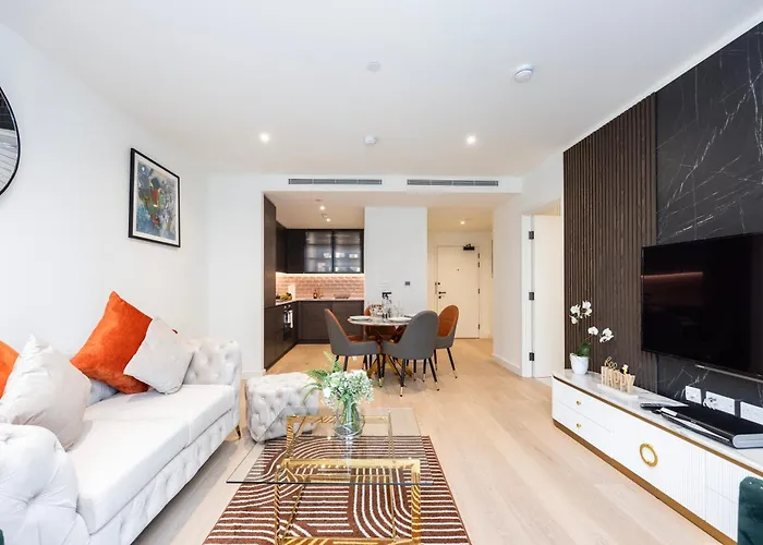 Austin David Apartments Royal Wharf