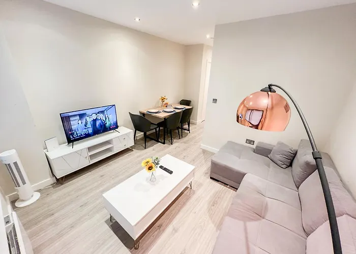 Charming 1-Bedroom Haven Near The Shard In Elephant & Castle