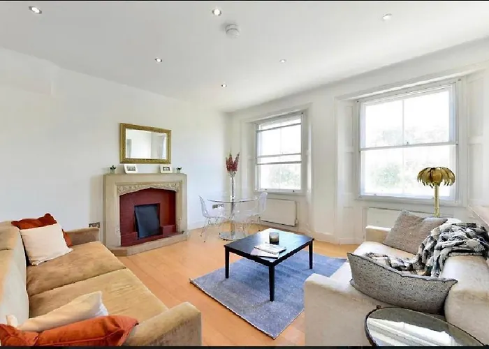 The Queen\'S Gate Penthouse