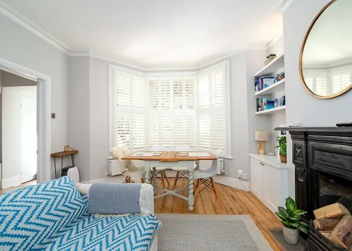 Beautiful & Cosy 1-Bedroom Apartment In Clapham