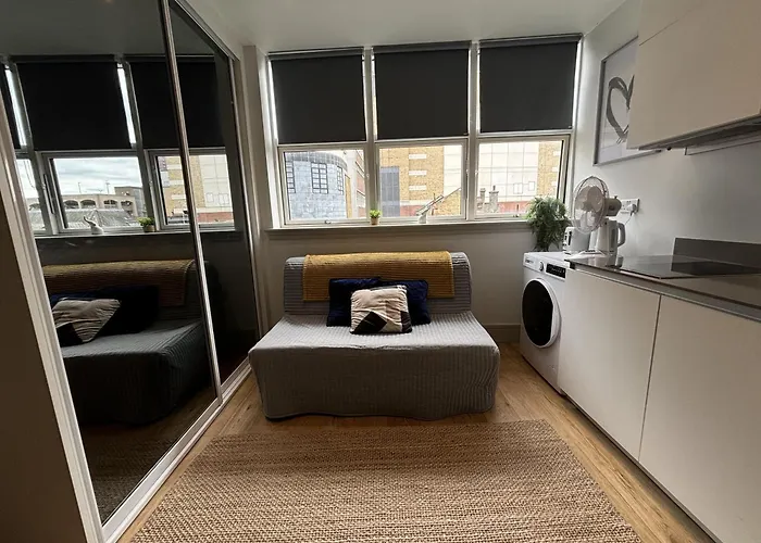 Inviting Studio Apartment - Central Croydon London