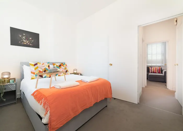 Cozy Apartment In The Heart Of Fulham, London