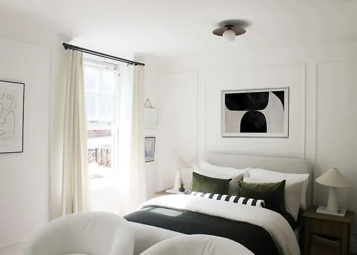 Stylish London Apartment, Near Hampstead Heath