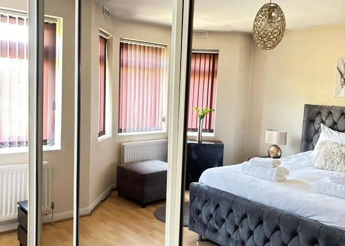 City Airport Serviced House London