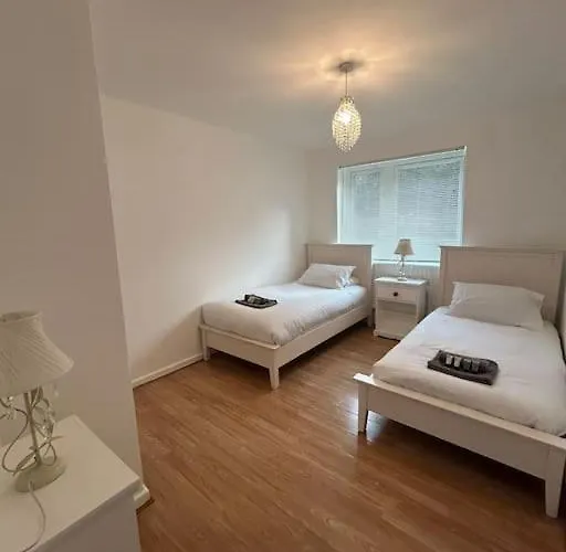 Truehome Apartment In South London