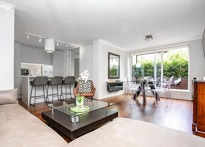 Luxurious Earls Court - Kensington And Chelsea Gem