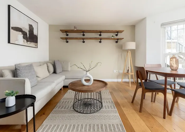 The Clapham Terraced House