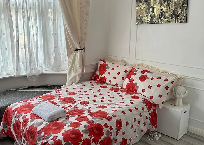 Small Double Room Ovo Wembley Stadium