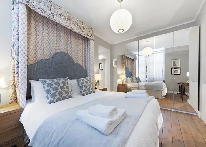 Paddington Apartment By Morethanstays