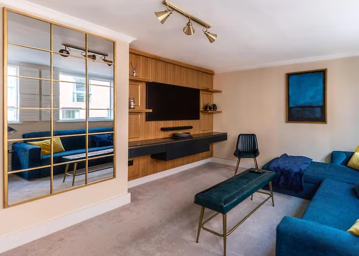 Modern 1 Bed Flat Buckingham Gate