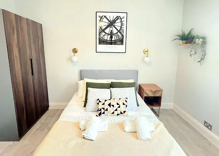Comfortable 1-Bedroom Apartment In The Heart Of London