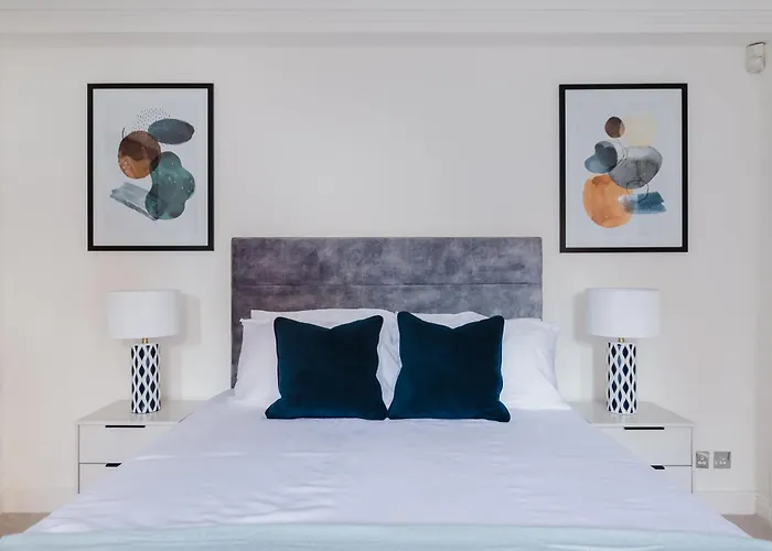 Great Location Luxury Apartment - Harrods