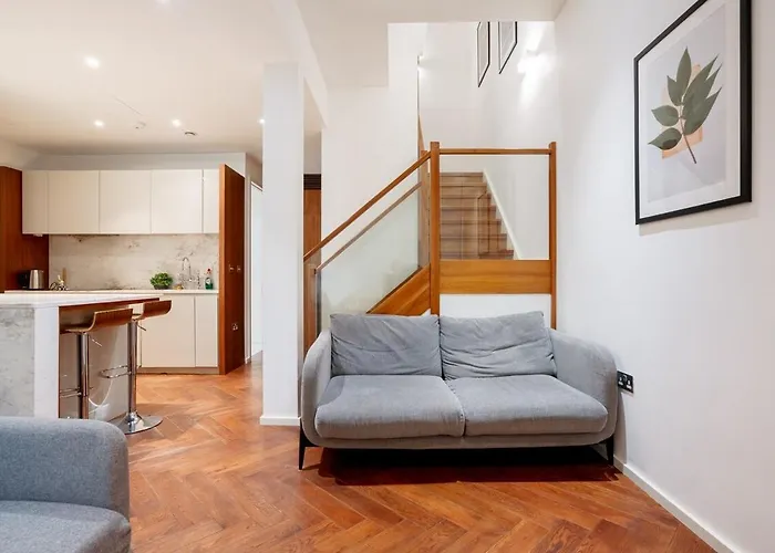 Luxury 2Brs Maisonette Near Battersea Power