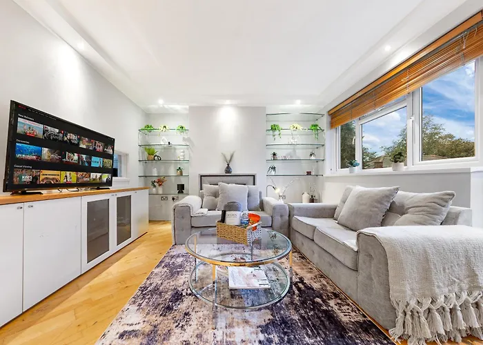 Luxe Stays - Sleeps 6 - Putney & Stamford Bridge