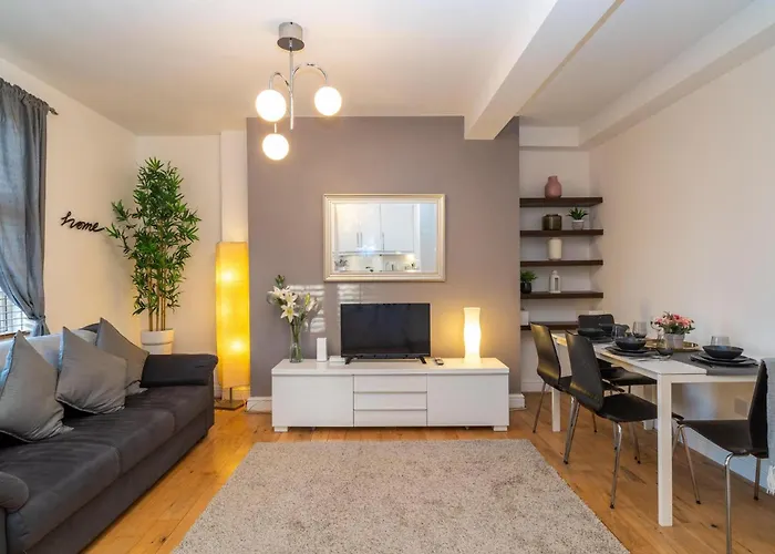 Location! 2 Bed/2Bath - Pro Host