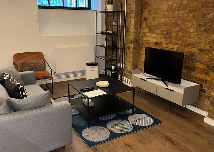 Stylish 1 Bed Flat In Dalston Junction