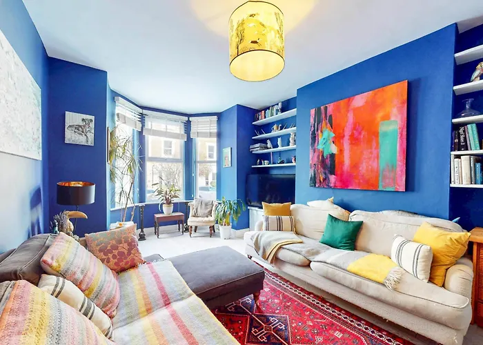 1Bed Maisonette - 12 Min To Denmark Hill Station