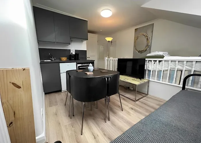 Compact Loftstudio Shepherdsbush London Nearcentre