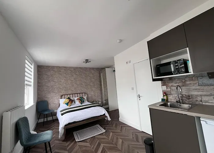 Dalston Luxe Studios