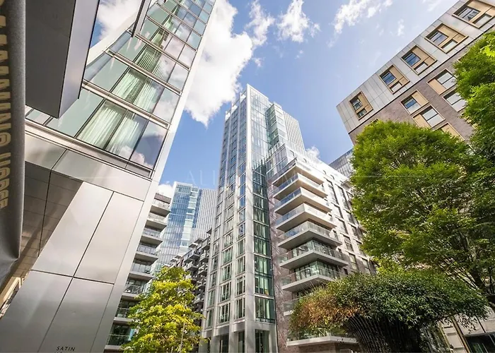 Goodman\'S Field - Skyline Residence