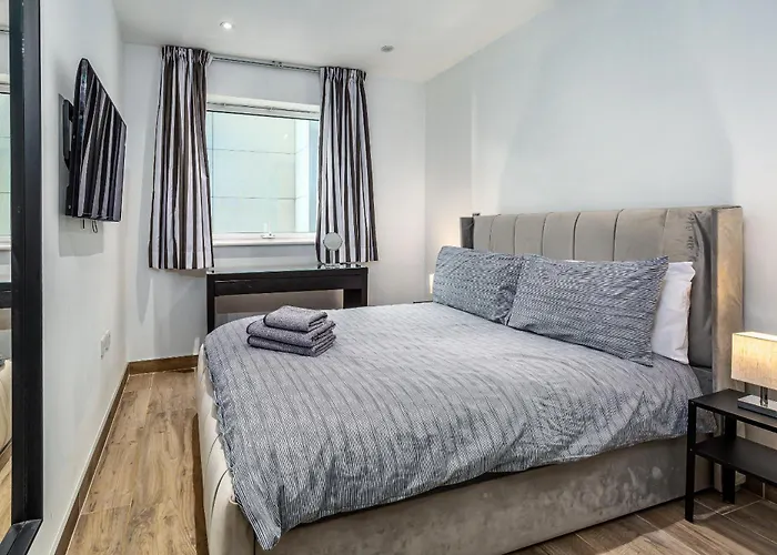 Cozy 1 Bedroom Apartment For 3 People